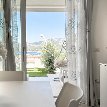 Διαμέρισμα Domusmeralda - Corallo - Con Giardino, Piscina E Vista Mare