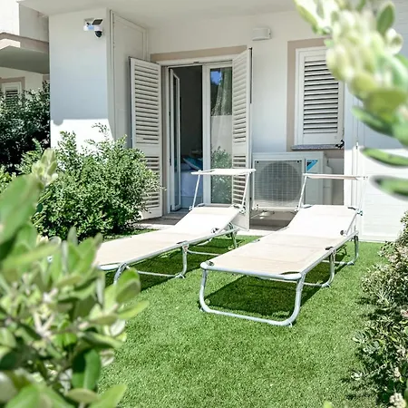 Διαμέρισμα Domusmeralda - Corallo - Con Giardino, Piscina E Vista Mare Cannigione
